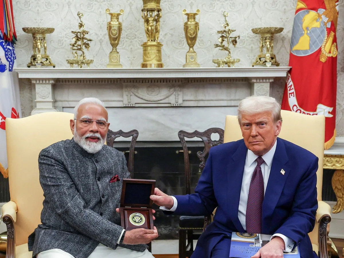 'पीएम मोदी मेरे महान मित्र हैं...' लाइव इवेंट में अचानक आया डोनाल्ड ट्रंप का फोन, बोले- भारत हम पर 100% भरोसा कर सकता है