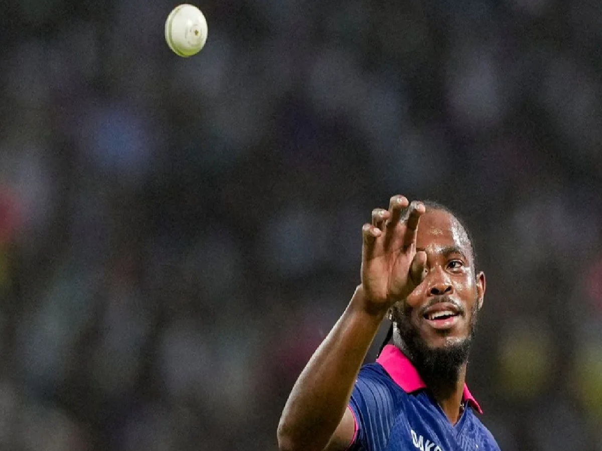 IPL में कहर बरपाने के बाद टेस्ट मैच से गायब हुए जोफ्रा आर्चर, दिग्गज क्रिकेटर साइमन डौल ने लगाई क्लास, बोले- 'यह बिल्कुल हास्यास्पद है'