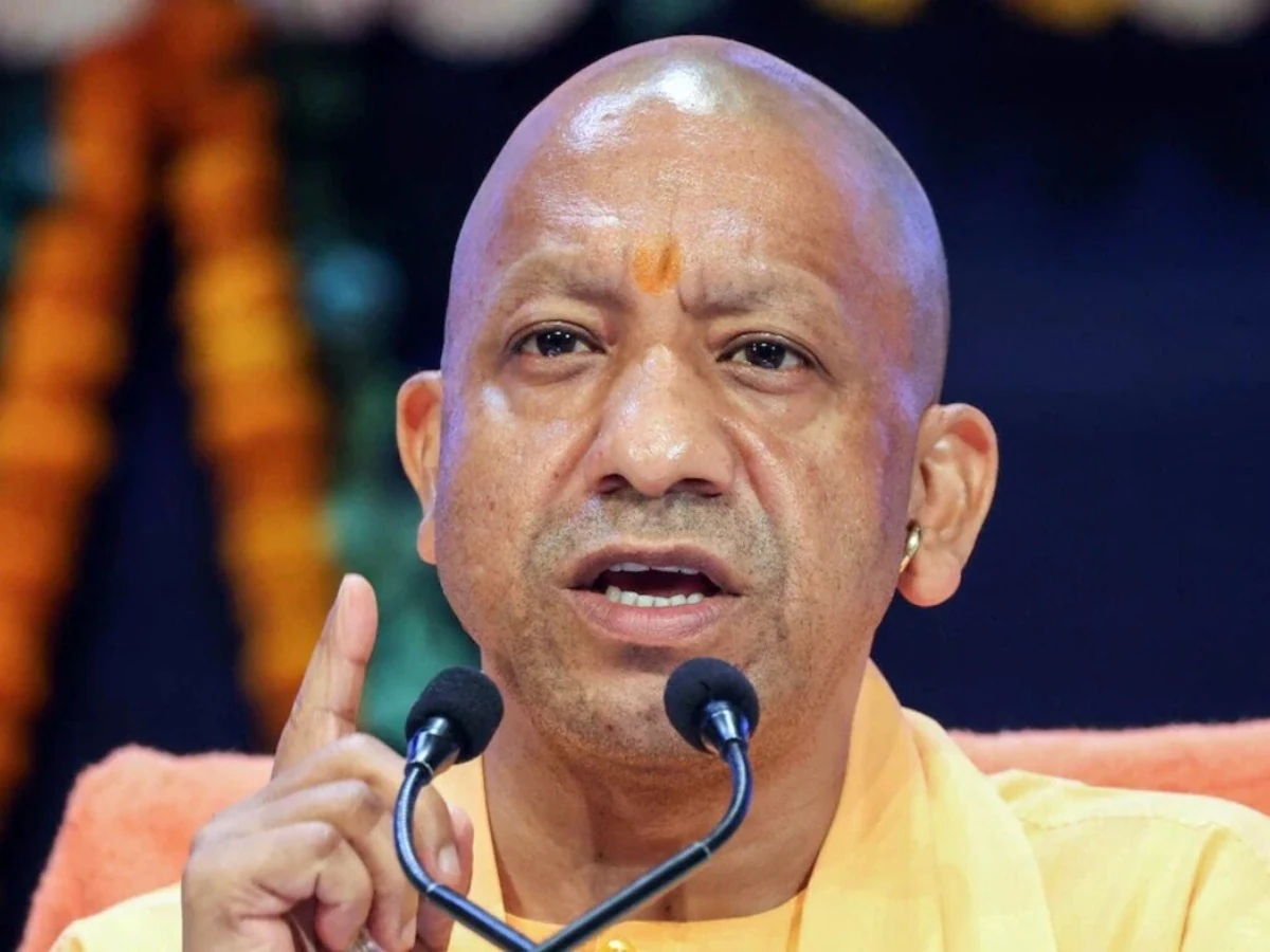 यूपी की बहुमंजिला इमारतों पर ताबड़तोड़ छापेमारी, लखनऊ के टुंडे कबाबी और मोती महल समेत कई बड़े प्रतिष्ठान डिफाल्टर