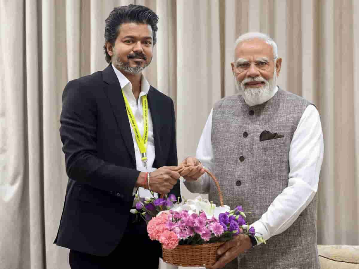 क्या बदल गई तमिलनाडु की सियासी हवा, सीएम विजय के बदले सुर, एक महीने में दूसरी बार पीएम मोदी से मुलाकात...