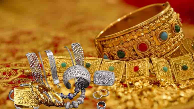 Gold-Silver Prices: सोने-चांदी में फिर आई जबरदस्त तेजी, चांदी ₹5,000 और सोना ₹1,350 से ज्यादा हुआ महंगा; चेक करें आज के रेट्स