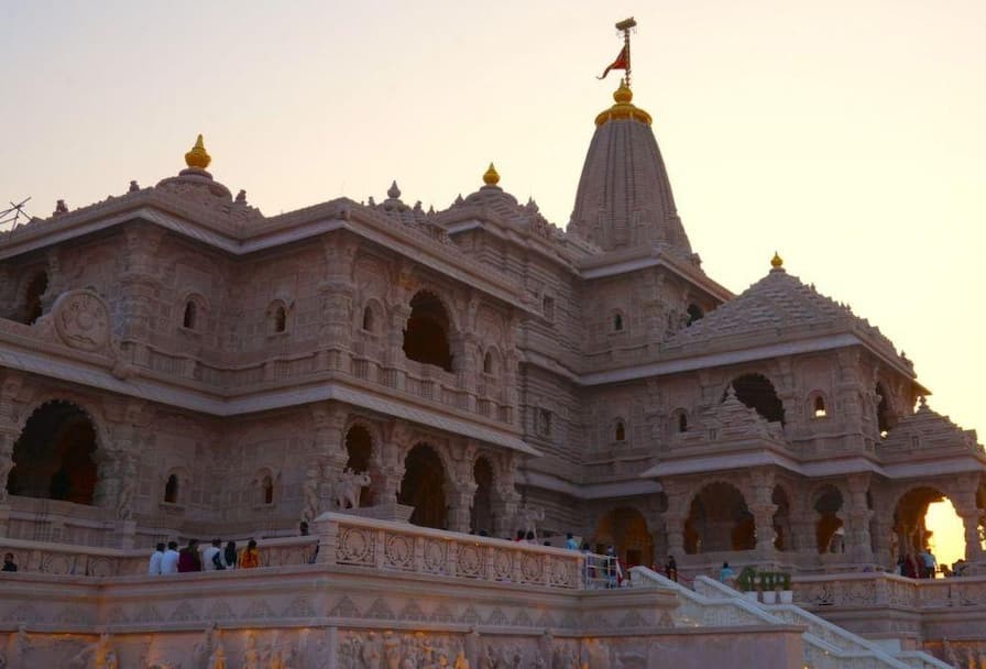 राम मंदिर चढ़ावा चोरी विवाद: 11 की बजाय अब 6 जुलाई को होगी ट्रस्ट की आपात बैठक, चंपत राय के इस्तीफे पर लगेगी मुहर