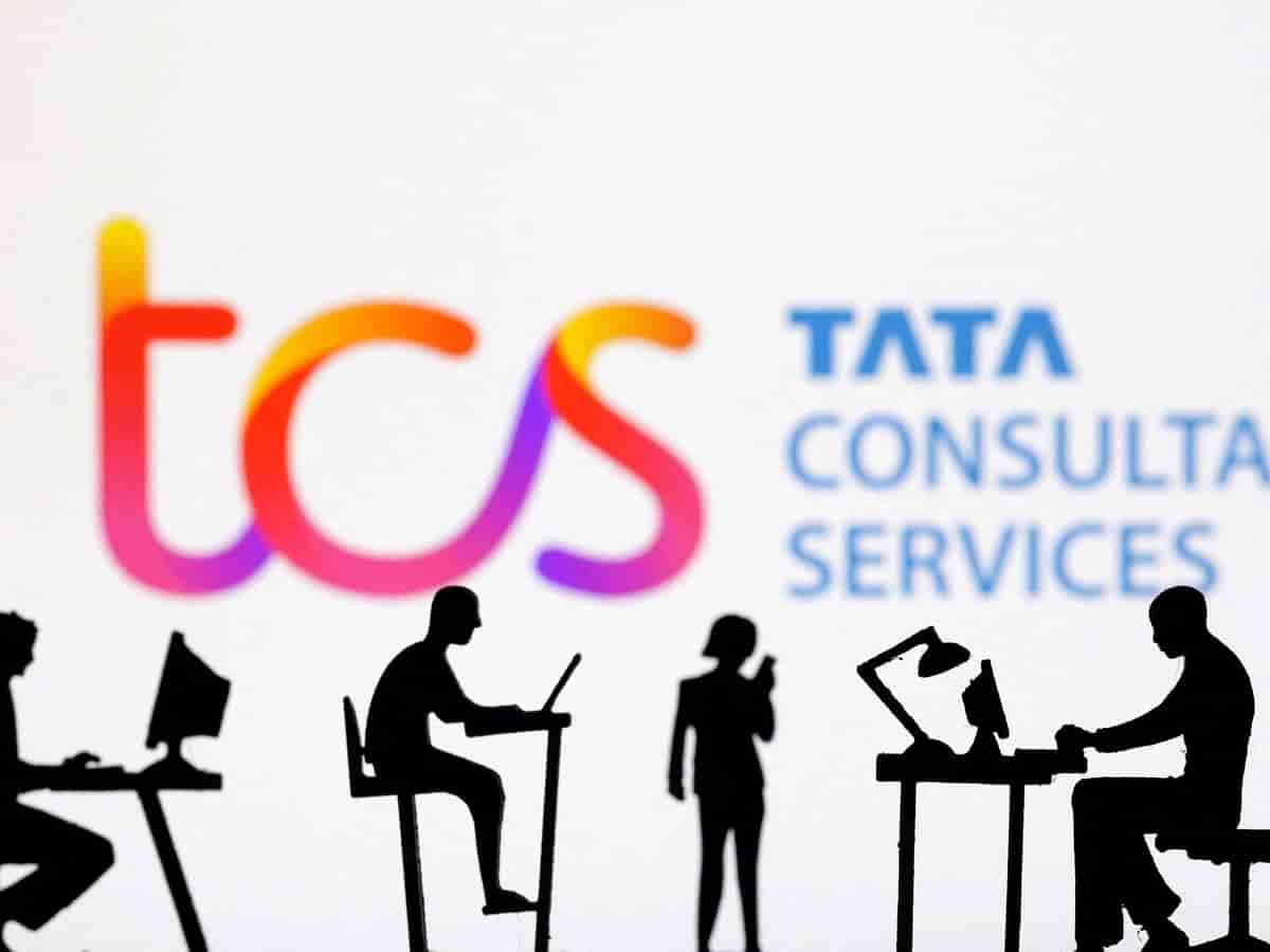 Q1 नतीजों और बड़े बदलाव के बाद TCS के शेयरों में 6% का बंपर उछाल, ब्रोकरेज ने दिया नया टारगेट; क्या दांव लगाना रहेगा फायदेमंद?