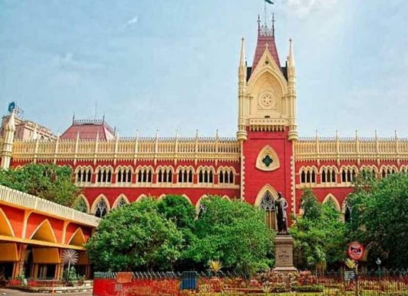 कलकत्ता HC की रेलवे भ्रष्टाचार पर सख्त टिप्पणी: 'सब्जियों की तरह खाली बर्थ बेचते हैं TTE', देश के सभी महाप्रबंधकों को कड़े निर्देश