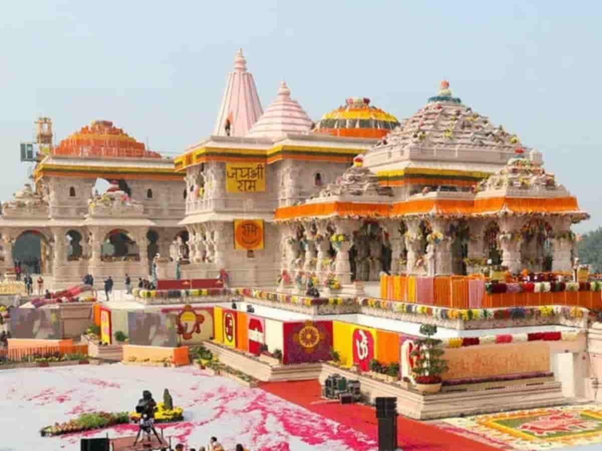 राम मंदिर चढ़ावा चोरी कांड: सुप्रीम कोर्ट को अंतरिम रिपोर्ट सौंपेगी SIT, अंतिम रिपोर्ट के लिए सरकार मांग सकती है और समय