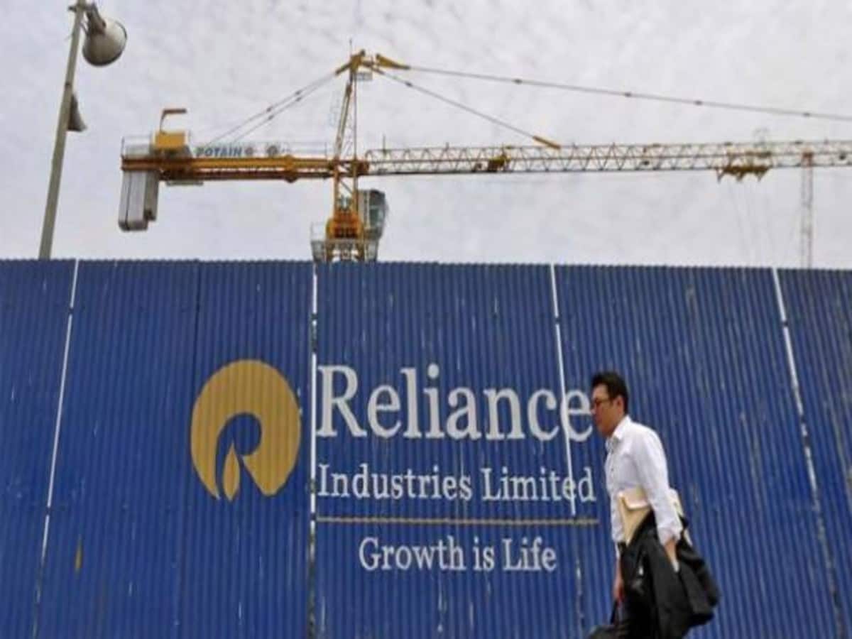 22% गिरा मुकेश अंबानी की RIL का मुनाफा, रिटेल और टेलीकॉम कारोबार का ये रहा हाल