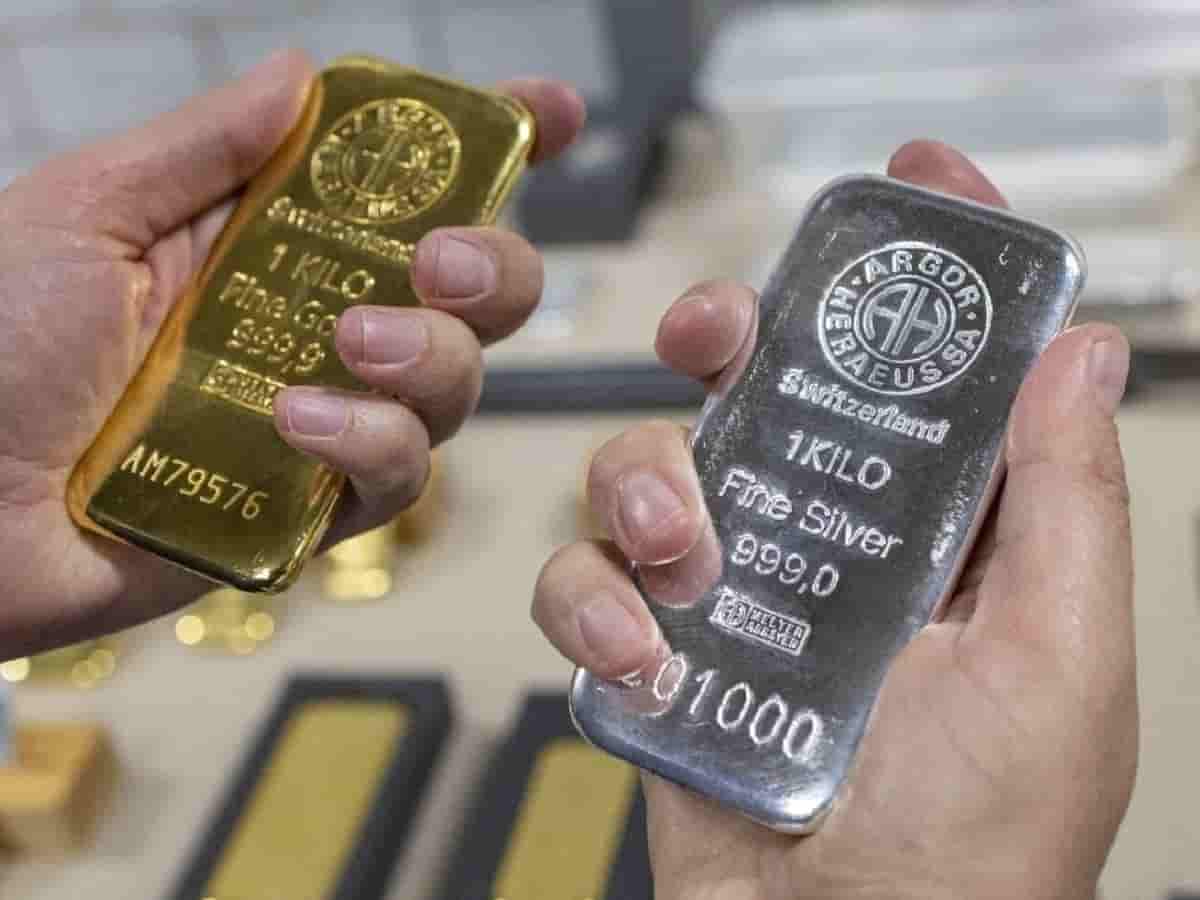 सोने-चांदी की कीमतों में जोरदार तेजी, एमसीएक्स पर सोना ₹1,45,187 के पार; चांदी में भी भारी उछाल, जानें ऑल-टाइम हाई से कितनी सस्ती हैं धातुएं