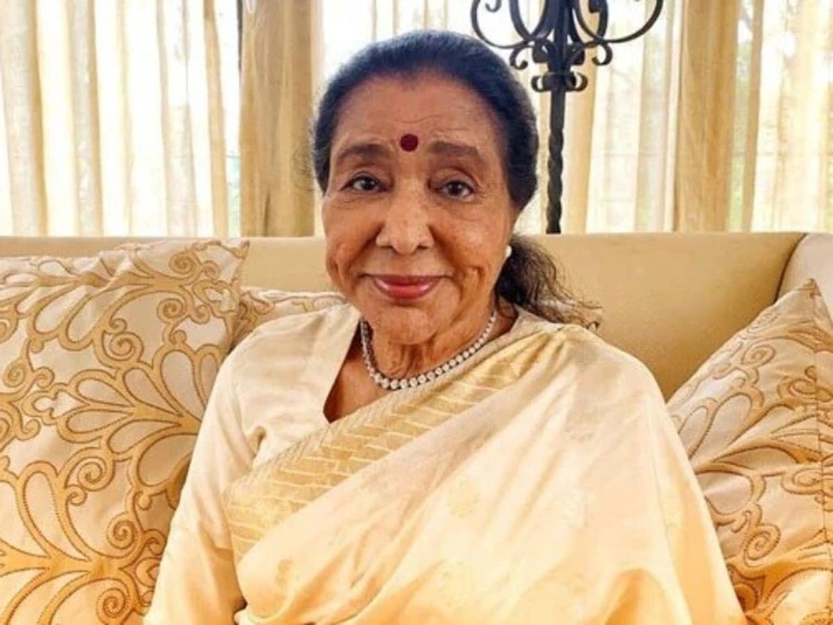 आशा भोसले का आखिरी रिकॉर्डेड गाना कब होगा रिलीज? 93वीं जयंती पर गूंजेगी 'सुरों की मलिका' की अमर आवाज