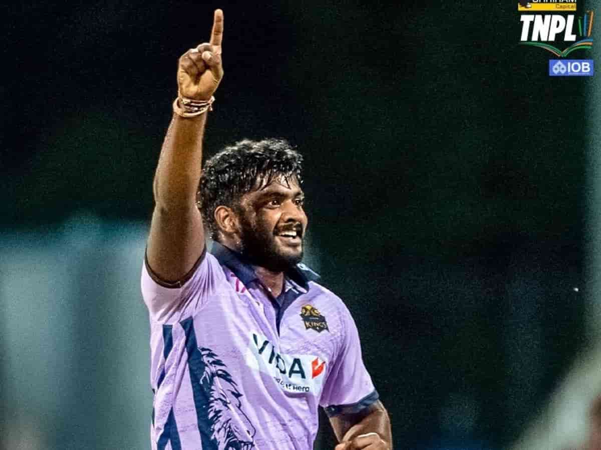 पहली 3 गेंदों में हैट्रिक, 6 बल्लेबाज 'गोल्डन डक' पर ढेर; TNPL में के. दीबन लिंगेश का ऐतिहासिक तूफान, 84 रनों से जीतकर फाइनल में पहुंची कोवई किंग्स
