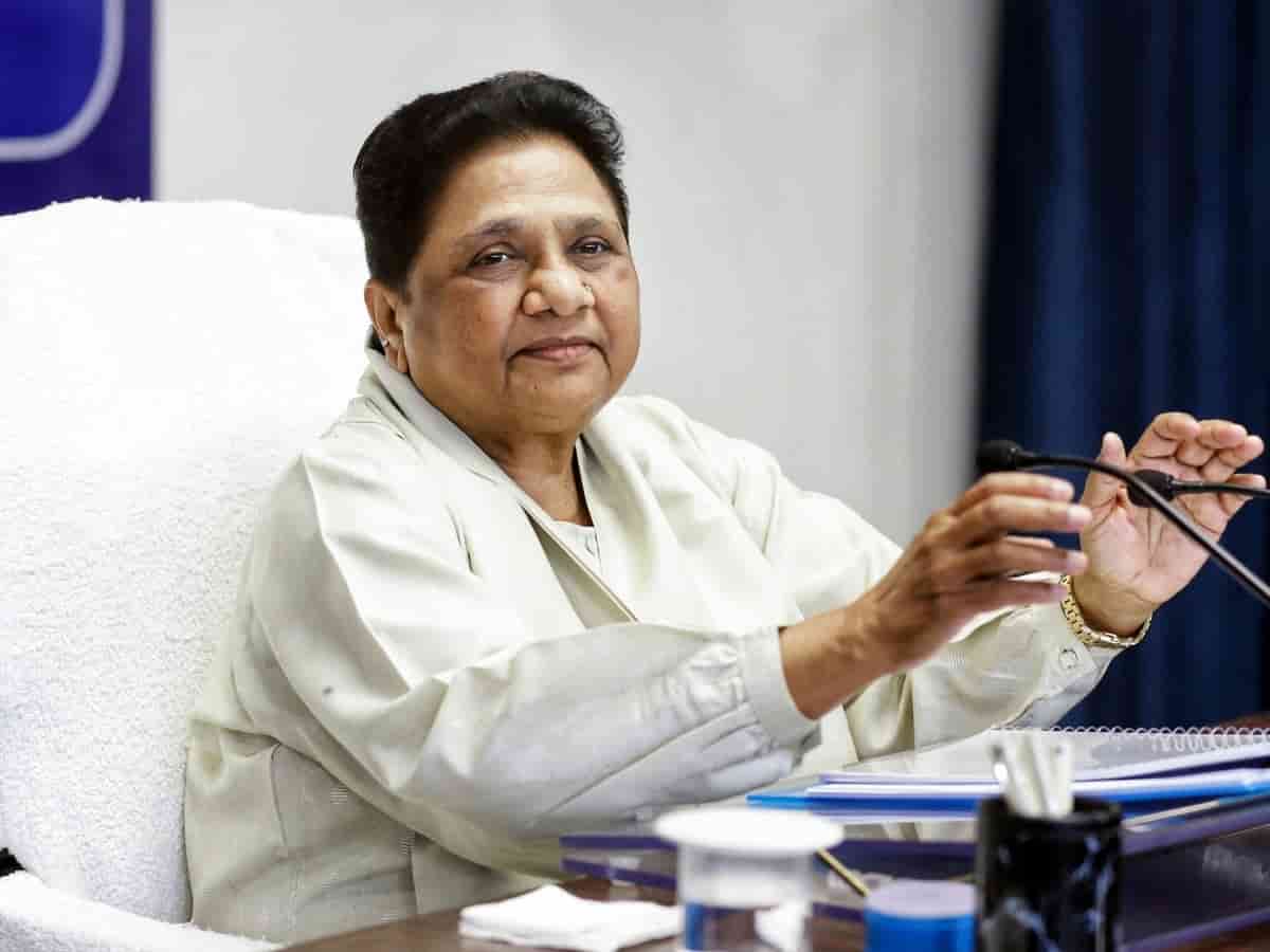 मायावती ने अतर सिंह राव का बढ़ाया सियासी कद: 9 राज्यों के मुख्य सेक्टर प्रभारी की सौंपी कमान, बसपा संगठन में बड़ा फेरबदल