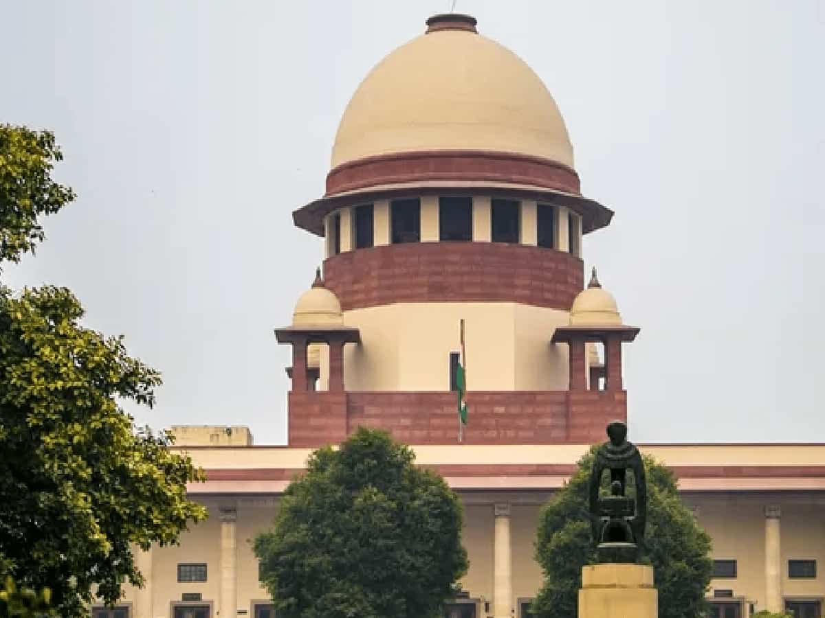 सुप्रीम कोर्ट में केंद्र सरकार का बड़ा कबूलनामा; कैंसर दवाओं पर 700% तक मार्जिन का खुलासा